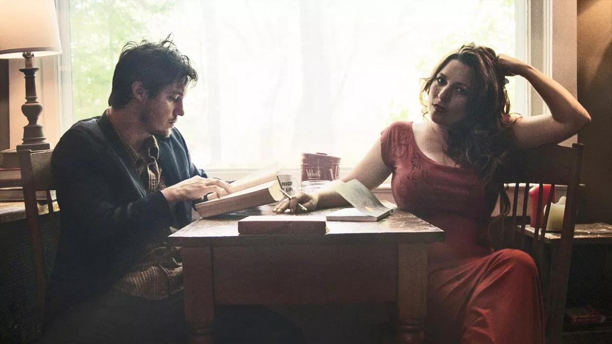 Shovels & Rope Talk Multitasking Onstage and Scratching Their “Weird Tarantino Creative Itch”