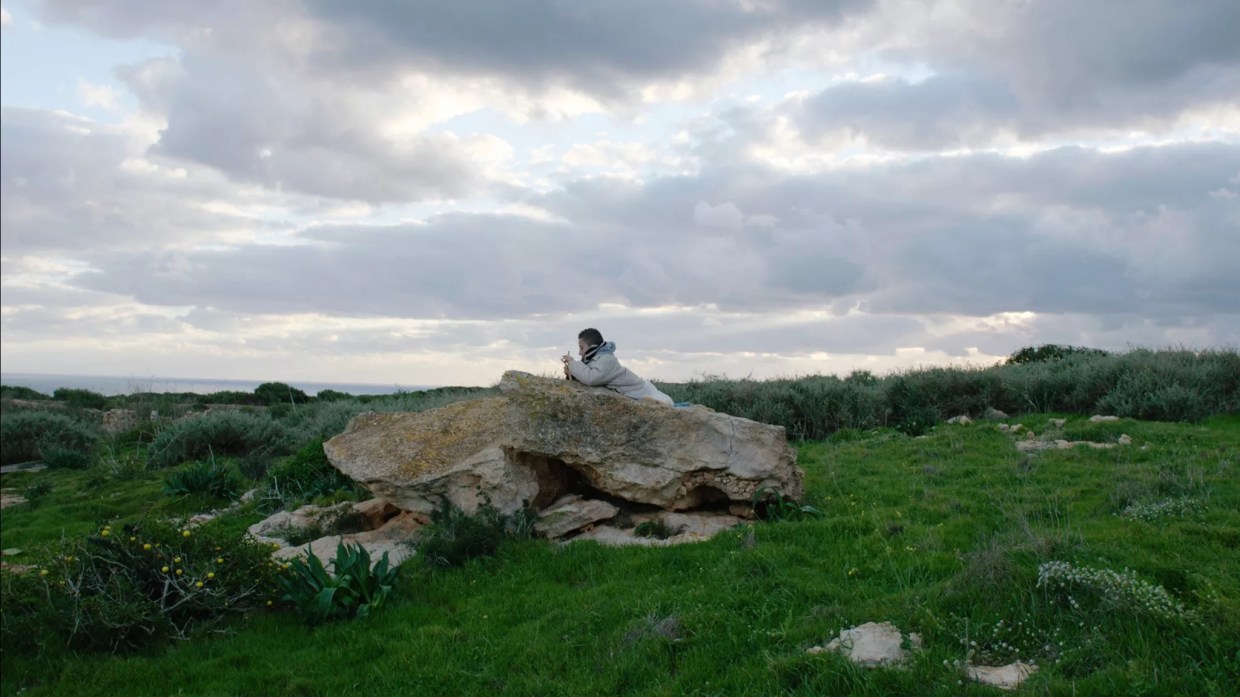 <i>Fire at Sea</i> Reveals Parallel Lives as the Refugee Crisis Hits Italy