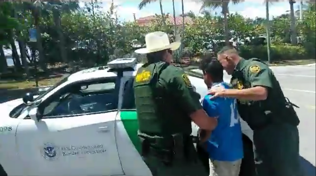 Civil Rights Groups Issue “Travel Warning” for Immigrants in Florida