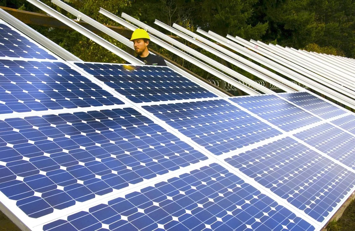 Florida Lawmaker Again Files Bill That Would Help Break Monopoly-Solar Stranglehold