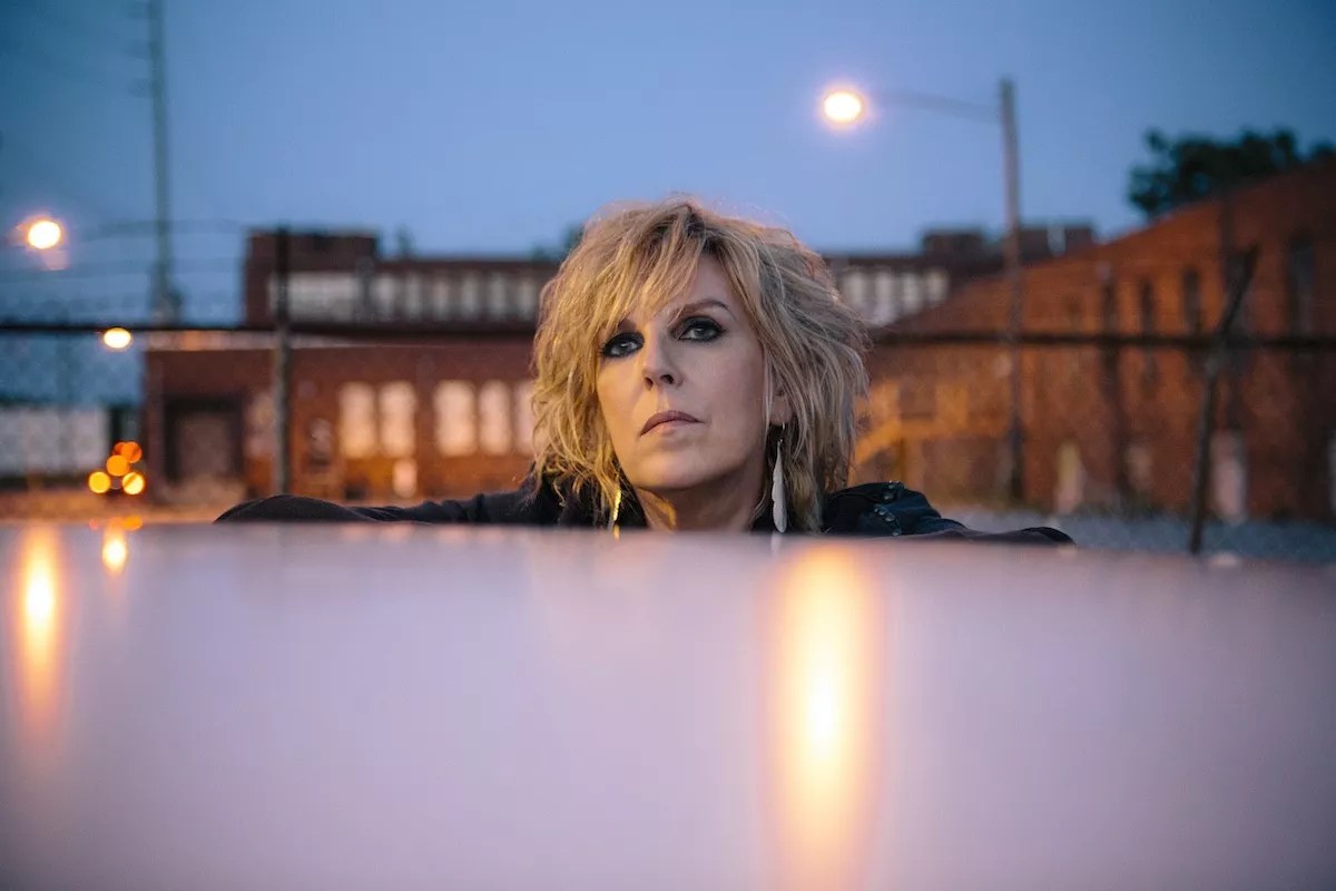 Lucinda Williams on Sexism: “It Took Me Years to Find the Right Men I Could Work With”