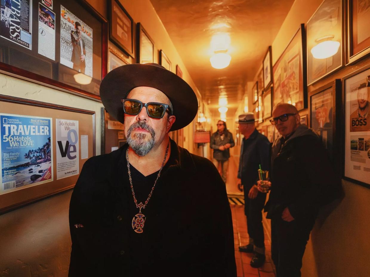 Decades Later, the Mavericks Still Make Music Gumbo