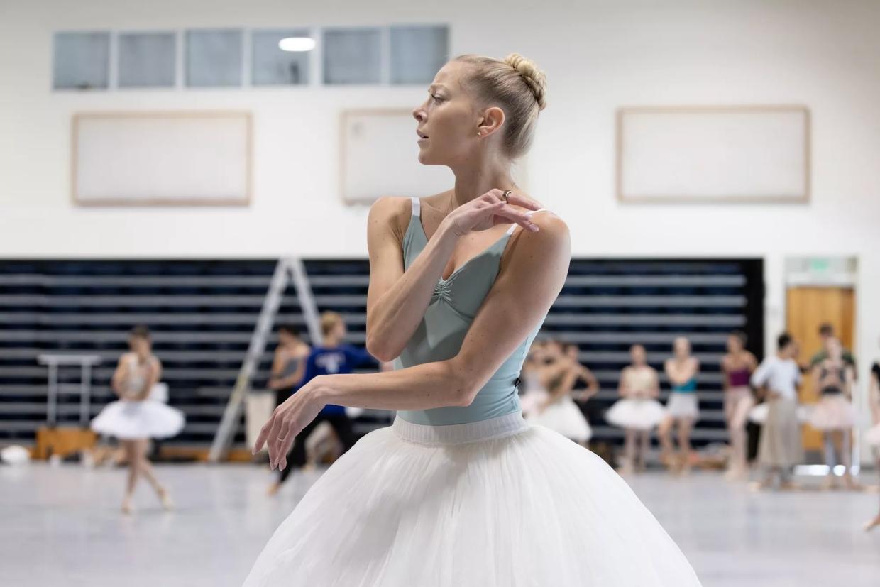 A Feat and Feast, Miami City Ballet Revives Its <i>Swan Lake</i>