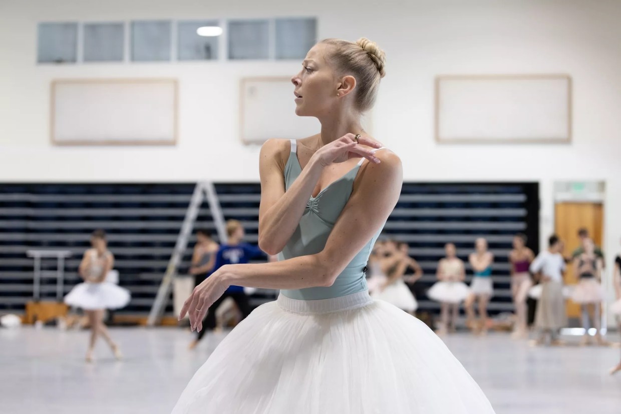 A Feat and Feast, Miami City Ballet Revives Its <i>Swan Lake</i>