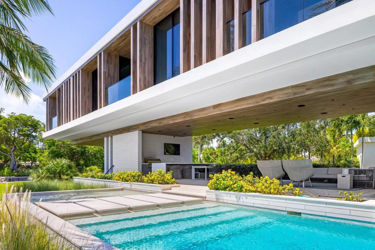 “Floating” Fort Lauderdale Mansion Hits the Market for $50 Million
