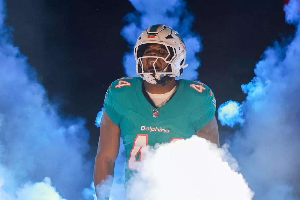 Chop Robinson’s “Wood Chop” Is the NFL’s Coolest Sack Dance