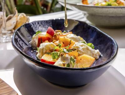 New Downtown Fort Lauderdale Greek Spot to Open on the River